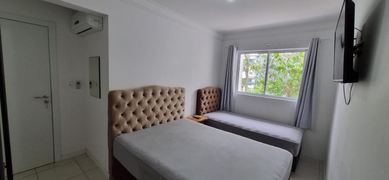 Residencial Recanto Do Cardeal Бомбіняс Екстер'єр фото